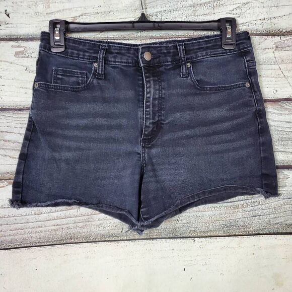 Universal Thread High Rise Midi Jean Shorts Women’s Size 12/31R Black Cutoff Raw - Picture 1 of 6